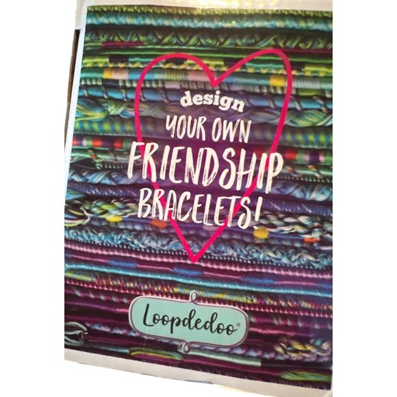 Loopdedoo Friendship Bracelet Maker Kit With Thread & Instructions - Picture 6 of 6